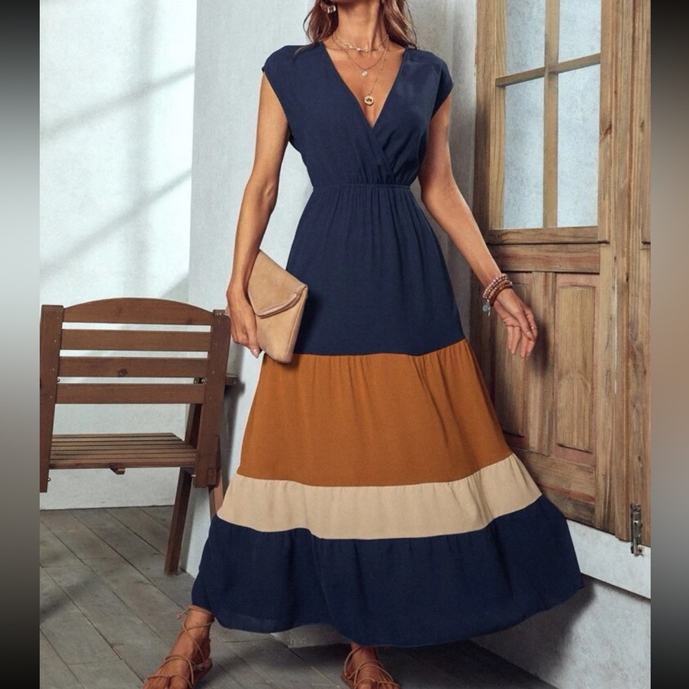 Boho color block surplice neck maxi dress - Picture 5 of 6